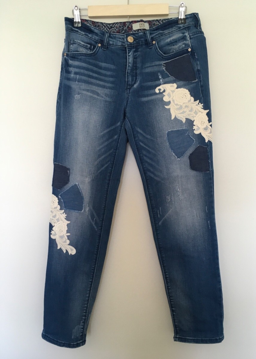 Vintage America Blues Size 6R/28 Bestie Jeans Embroidered
