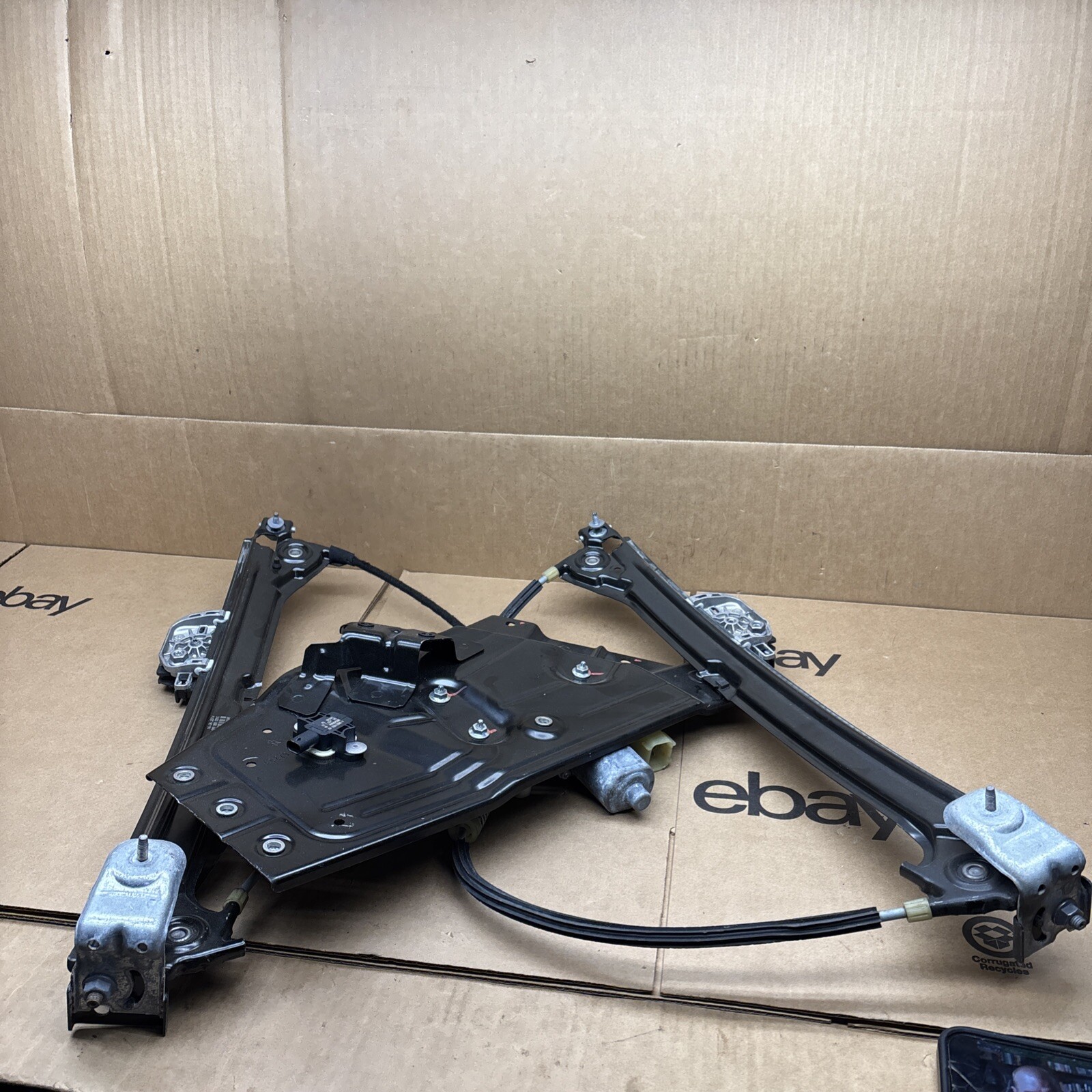 2014-2020 MASERATI QUATTROPORTE FRONT LEFT LH DOOR WINDOW REGULATOR MOTOR OEM