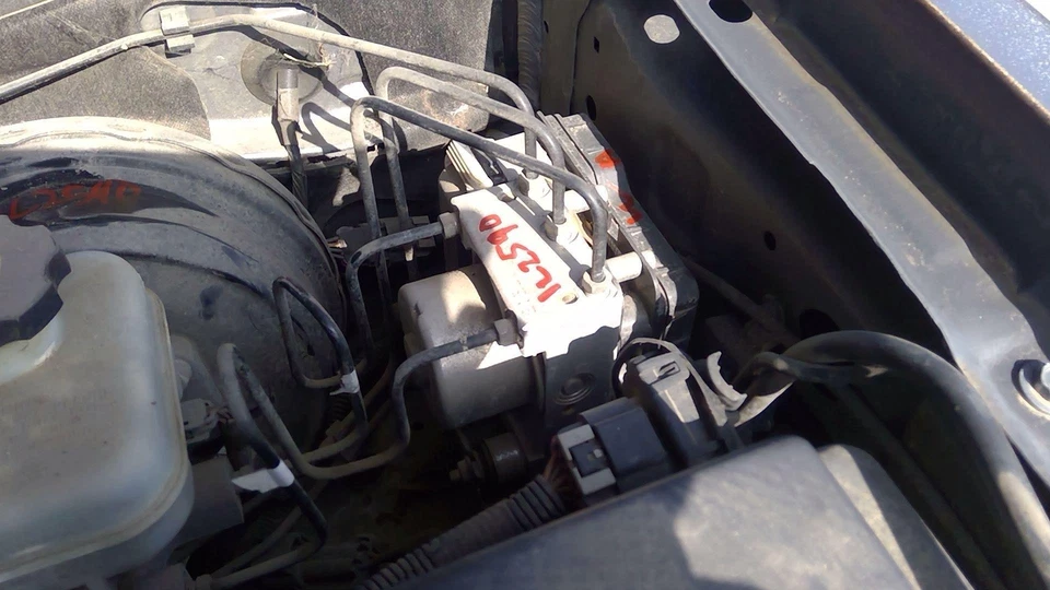 Chevrolet Colorado 2006-2008 bomba de frenos antibloqueo con módulo 2,9 L OEM 06 07 08 Foto 3 de 4