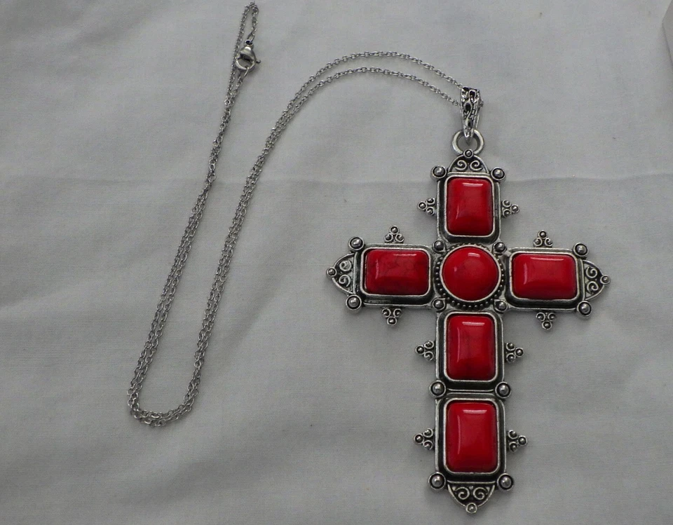 CADENA CRUZ PIEDRA ROJA ACERO INOXIDABLE TALLA 3.5 POR 2.5 Y 18" COMO NUEVA Foto 2 de 3