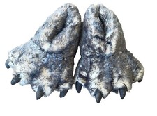 Wolf Paw Slippers - Gray Animal Claw Feet Slippers for Men and Women Halloween