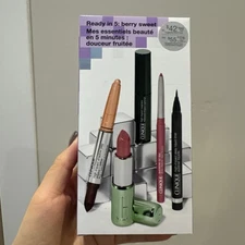 New CLINIQUE Ready in 5: Berry Sweet 5 Piece Makeup Gift Set for Lips & Eyes