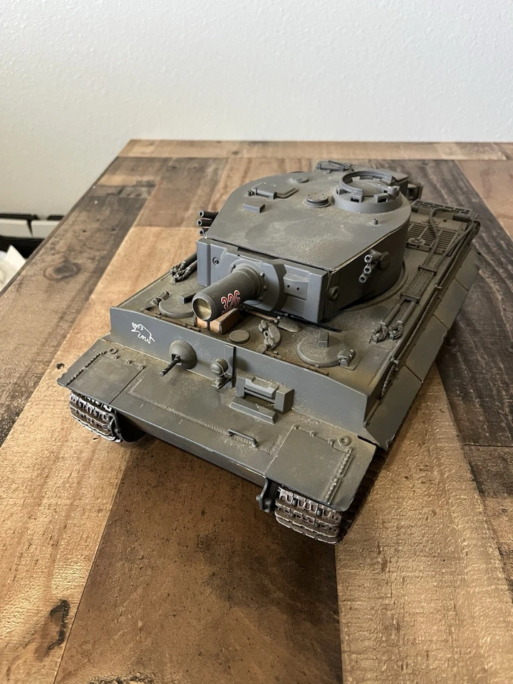Juguetes Siglo XXI Tanque Alemán Tiger I Segunda Guerra Mundial Escala 1:18 No Completo Foto 4 de 4