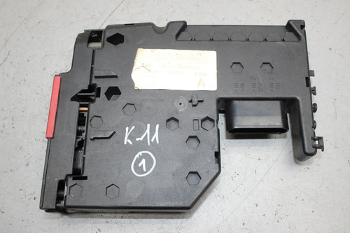 Batterij zekering box A2075401950 Mercedes Benz W204 (1) - Afbeelding 2 van 4
