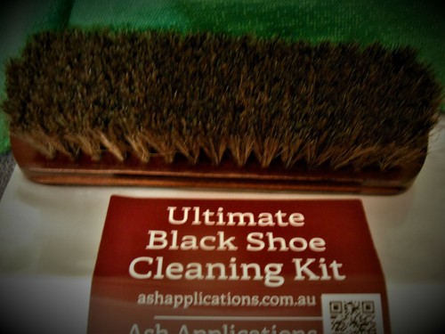 Ultimate Black Shoe Cleaning Kit. Complete shoe care with very high gloss! - Picture 9 of 12