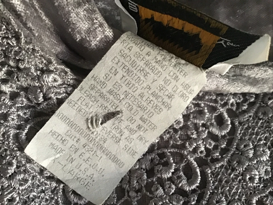 Conjunto de pijama Bentley feminino prata manga longa e calça veludo esmagado tamanho G - Imagem 2 de 4