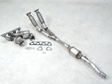 Katalysator SET NEU für Audi A3 + Sportback 2.0FSI +VW Golf V 2.0FSI Kat+Anbaut.