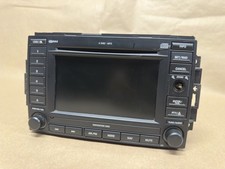 2007 Chrysler 300 Radio Receiver Display Screen Oem For Parts As Is