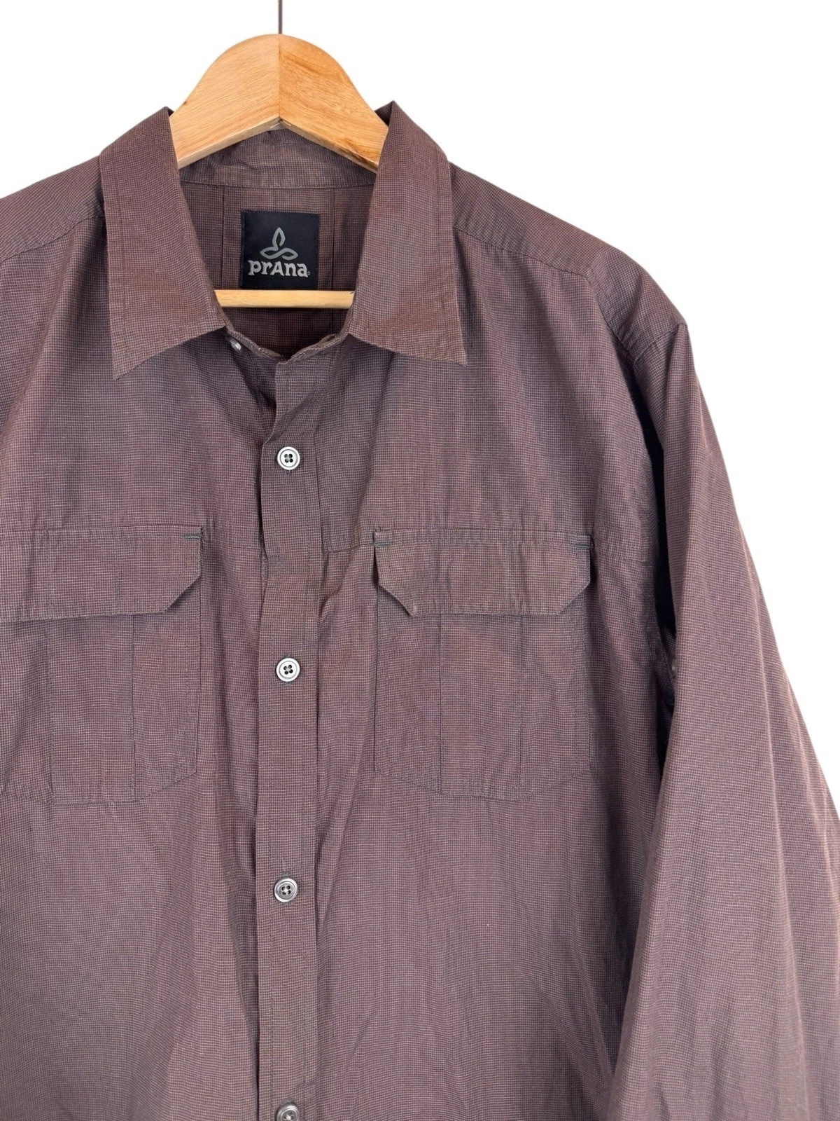 prAna Breathe Men's Polyester Blend Button-Up Sz L Long Roll Sleeve Vented Shirt