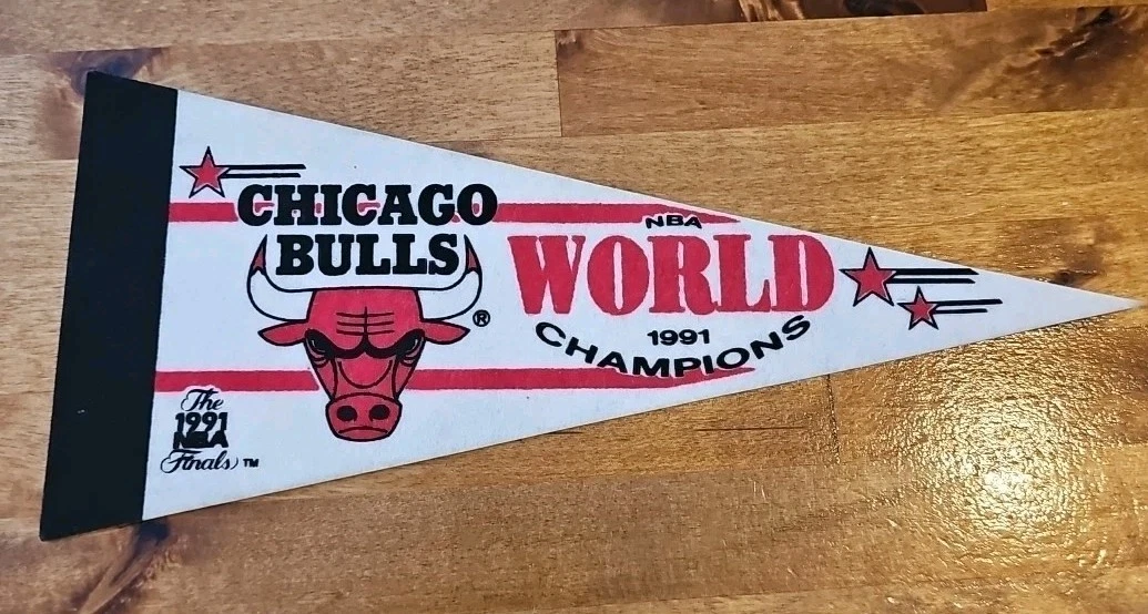 25+ Basketball Chicago Bulls Vintage Sports Pennants and Flags for