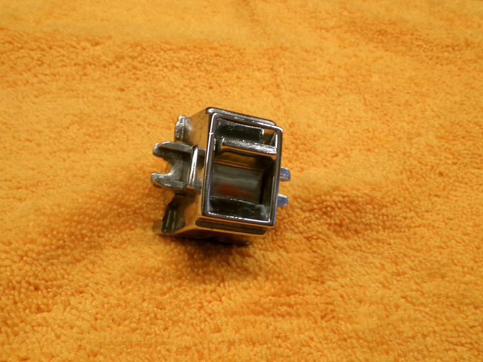 1971 1975 1979 CADILLAC WINDOW NORMAL LOCK SWITCH CONTROL MASTER PANEL DEVILLE - - Image 3 of 4