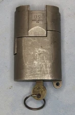 Sargent & Greenleaf  No. 833 Series 1991 USGI Padlock w/ 1 Key Armored Lock