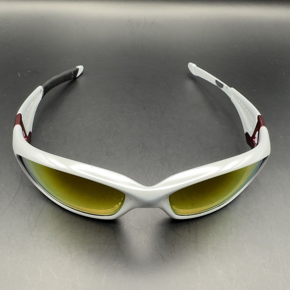 Oakley Straight Jacket II White Chrome w/Polarized Fire Oakley Straight Jacket II White Chrome w/Polarized Fire