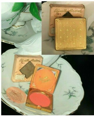VINTAGE ELIZABETH ARDEN  CHEEK ROUGE BLUSH GOLD METAL COMPACT NEW CANARY RED