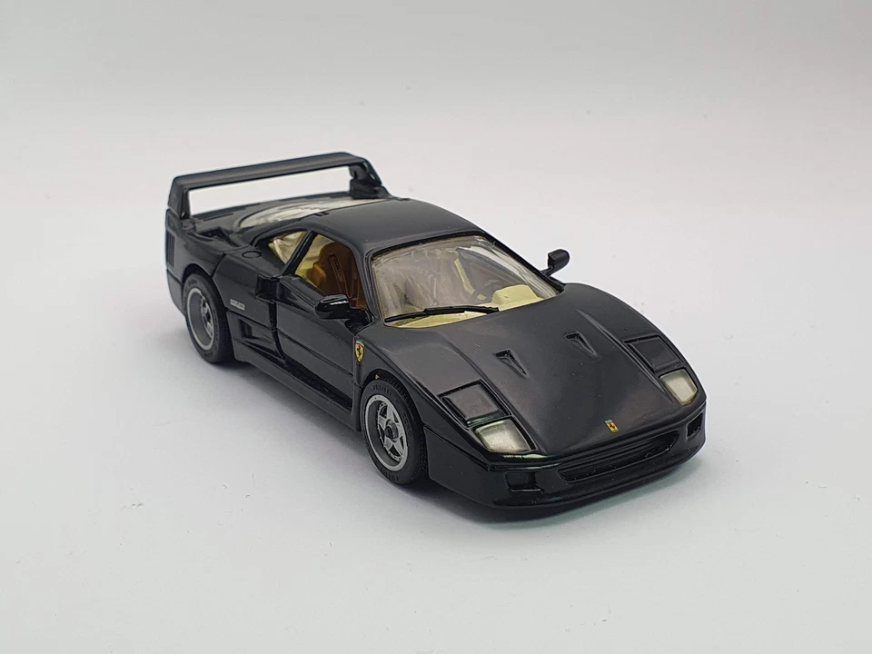 Ferrari F 40 Hot Wheels 1/43 - Immagine 4 di 4