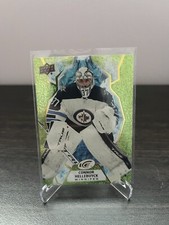 2021-22 Upper Deck Ice Base Green Connor Hellebuyck #53 Winnipeg Jets