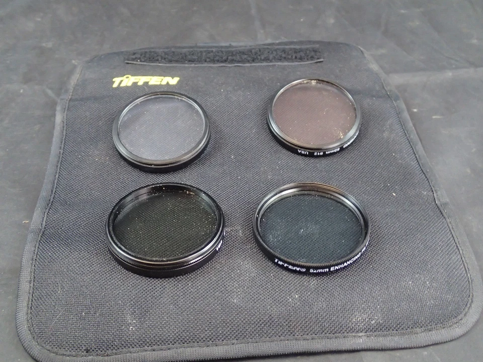 Tiffen Digital Essentials 52DIGEK3 52 mm Filter Kit Clear Polarizer 812 Enhancin - Image 4 of 4