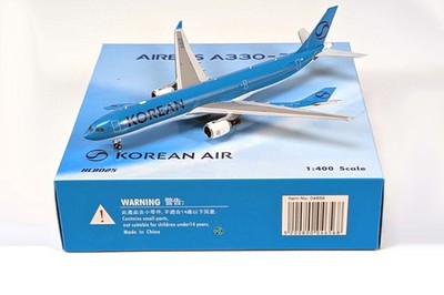 PH04656 Phoenix Models A330-300 1/400 Model HL8025 Korean Air