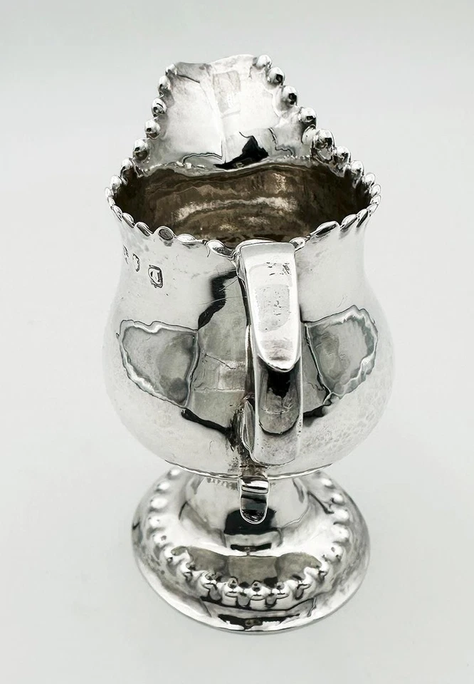 ANTIGUA JARRA CREMA PLATA ESTERLINA GEORGE III Londres 1774 William Collings Foto 4 de 4