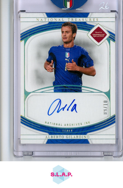 ALBERTO GILARDINO 10 AUTO PANINI NAT TREASURES ROAD-WORLD CUP QATAR INK 2022 EN