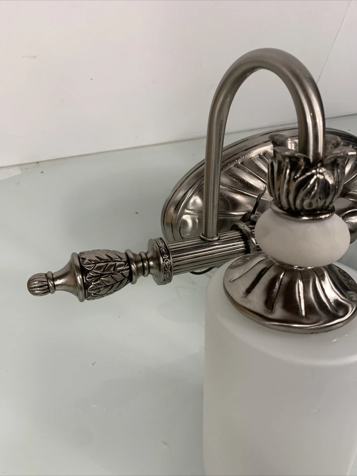 Aplique de iluminación de pared Savoy House 20” gremio renacentista plata esterlina Foto 3 de 4