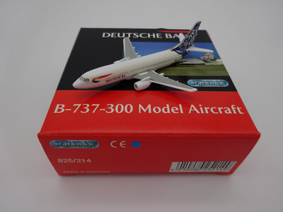 825 / 214 Schabak Boeing 737-300 Deutsche BA - 1:500