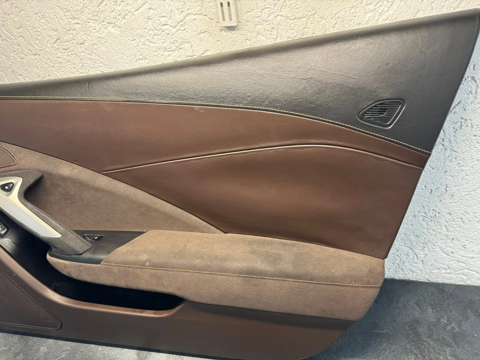 Türverkleidung Vorne Rechts Corvette C7 OEM Alcantara Braun - Bild 2 von 4