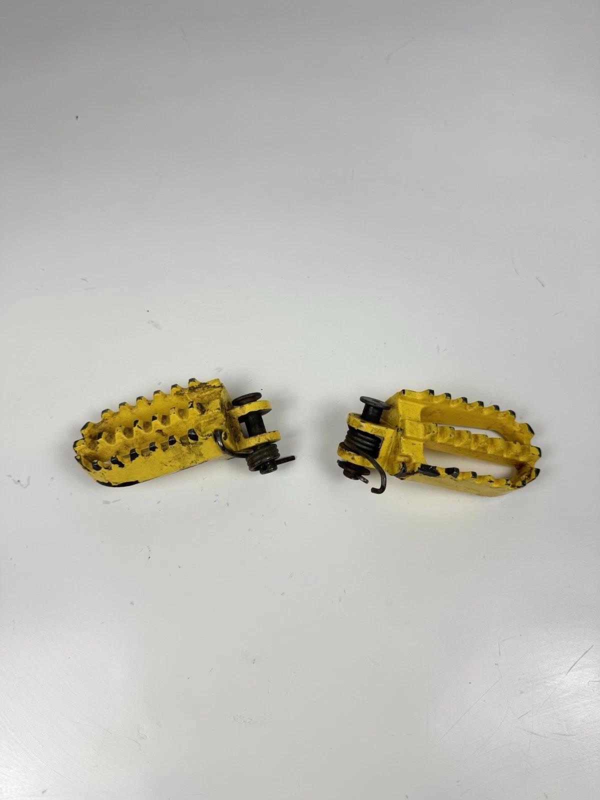 ✅ 1999 96-01 Suzuki Rm250 Rm 250 OEM Foot Pegs