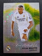 Kylian Mbappe 2025-26 Topps Real Madrid Team Set Pitch Pursuits Halo #10