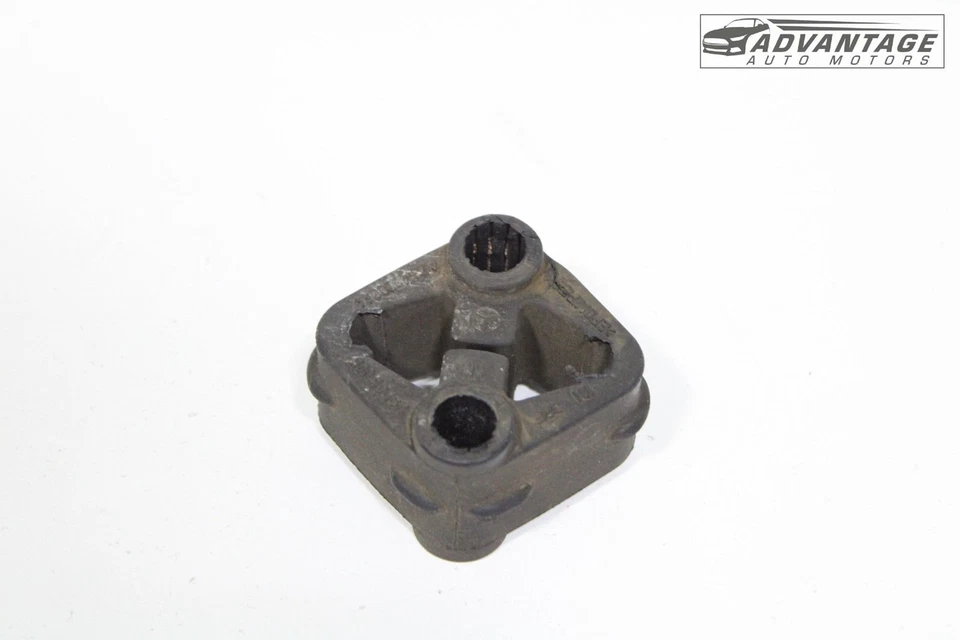 Mercedes E300 W213 2017-2019 sistema de escape silenciador tubo suspensión OEM Foto 2 de 4