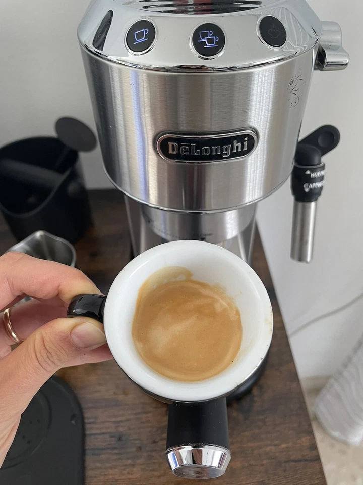 DeLonghi Dedica Style EC685.M, foto 1 di 5