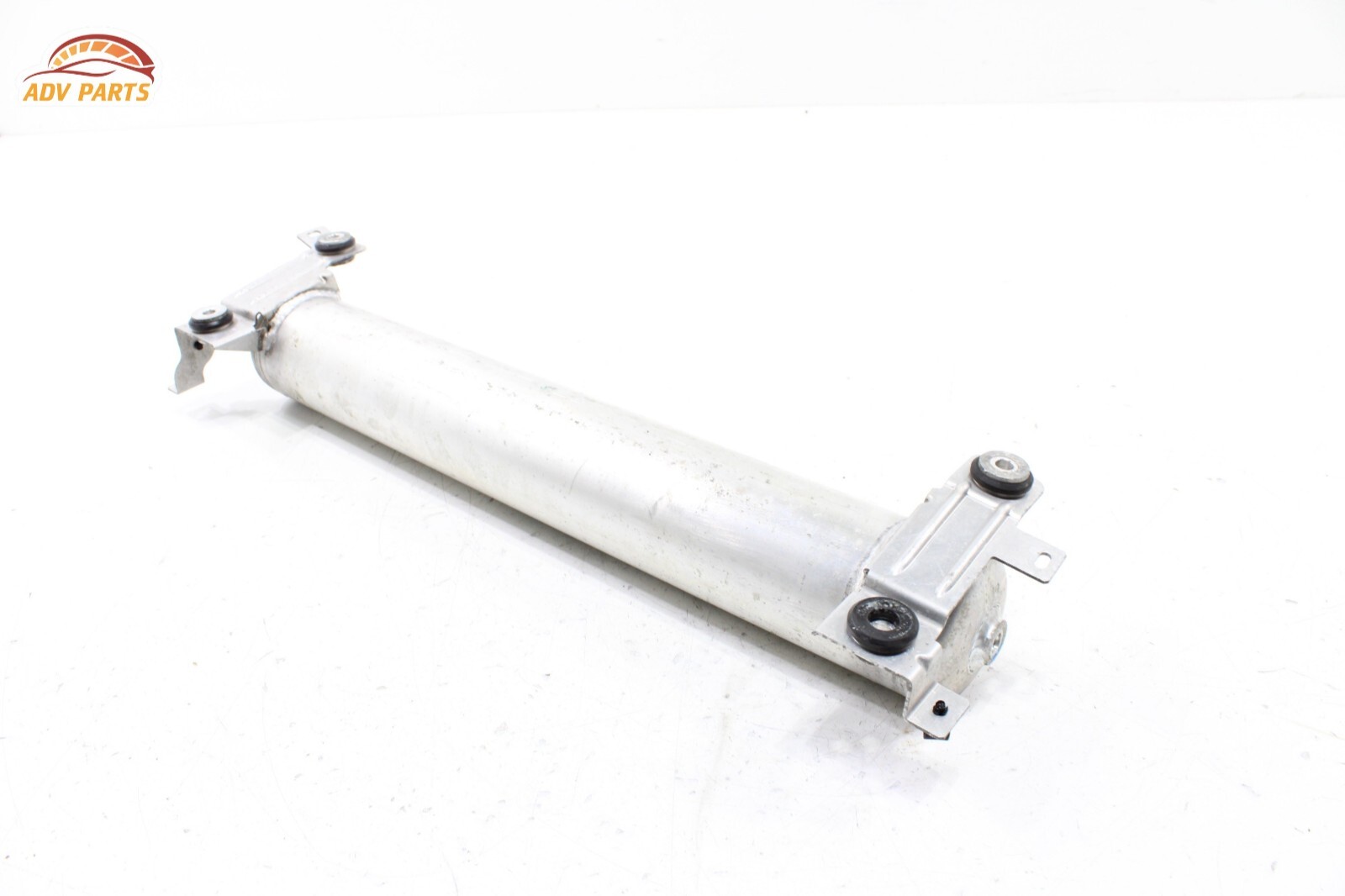 2017 - 2020 MASERATI LEVANTE AIR RIDE SUSPENSION REAR RESERVOIR TANK OEM
