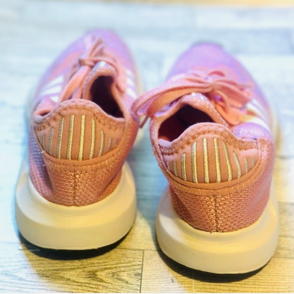 adidas gazelle silver green womens Adidas Swift Run 23 Hearts J Big Kids' Shoes Pink-Red
