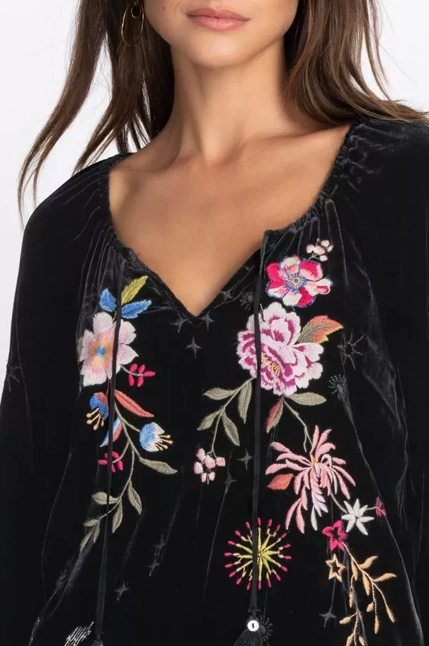 Новый без ЯРЛЫКОВ Johnny был цветочный Celestine бархата епископ блузка черная рубашка с длинным рукавом - Изображение 4 из 4