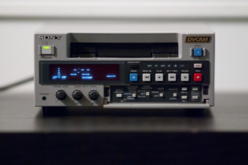 SONY　ソニー　業務用 DVCAMレコーダー　DSR-40 Sony DSR-40 – BroadcastStore.Pro