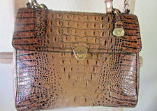 VINTAGE BRAHMIN BROWN CROC EMBOSS LEATHER FLAP COVER ML SATCHEL / CROSS-BODY