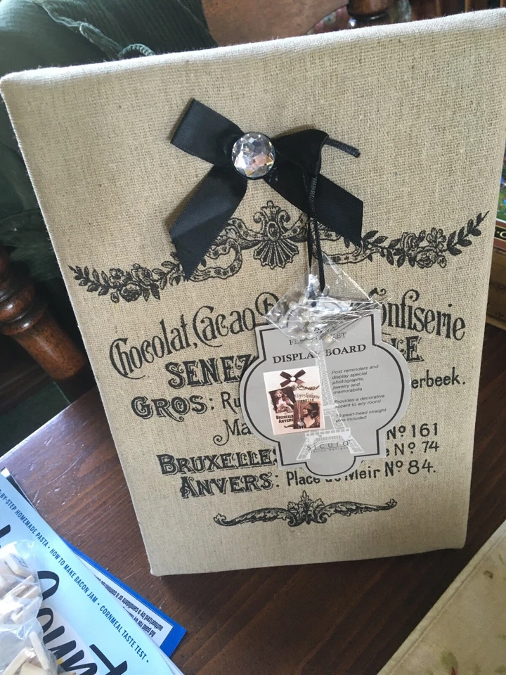 Glamourous French Display Board Paris Flea Market 8 x 12 inches - Image 2 of 4