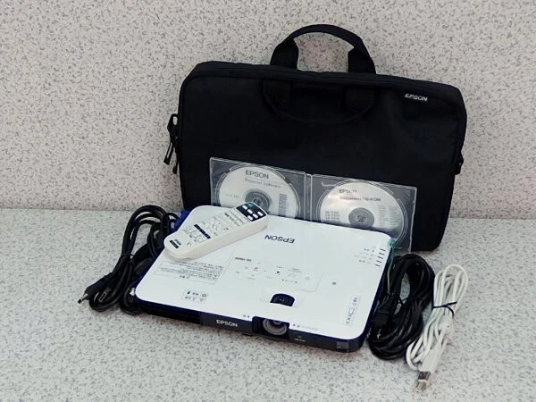 EPSON Projector EB-1785W Lamp lighting time (brightness: high 43h