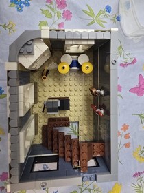 LEGO CREATOR: Assembly Square (10255)
