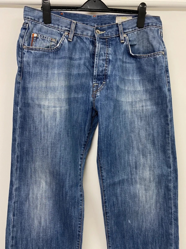 Hugo Boss Jeans Straight relaxed Mens W36 L34 Blue Buttons 263 thumbnail 3