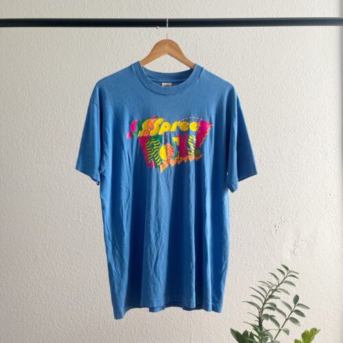 90s t shirt blur - Gem 90s t shirt blur - Gem