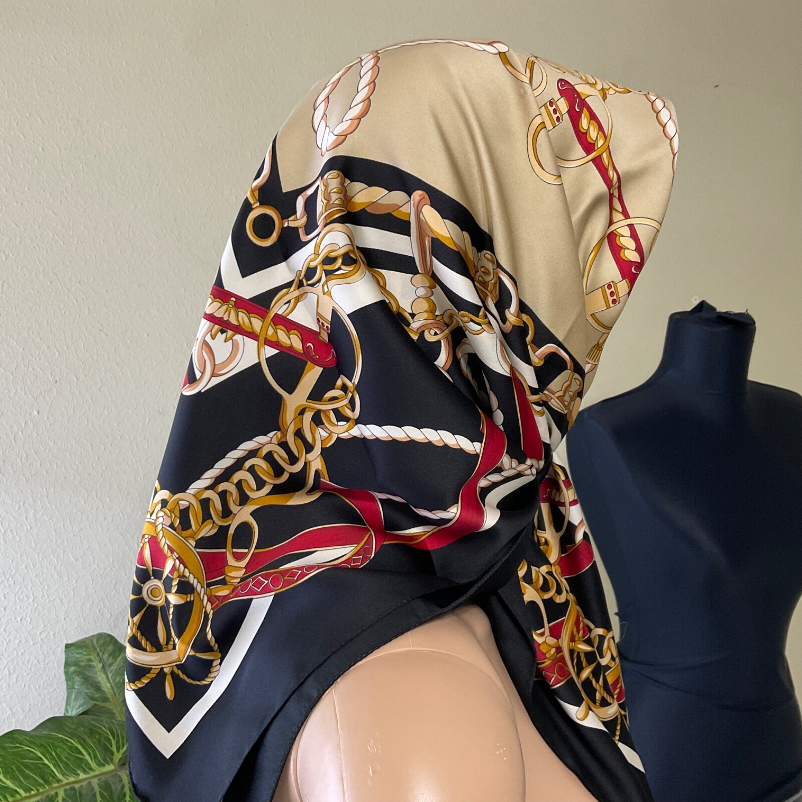 Tie Rack Art of the Scarf Made In Italy Horse Bit Bla… Gem