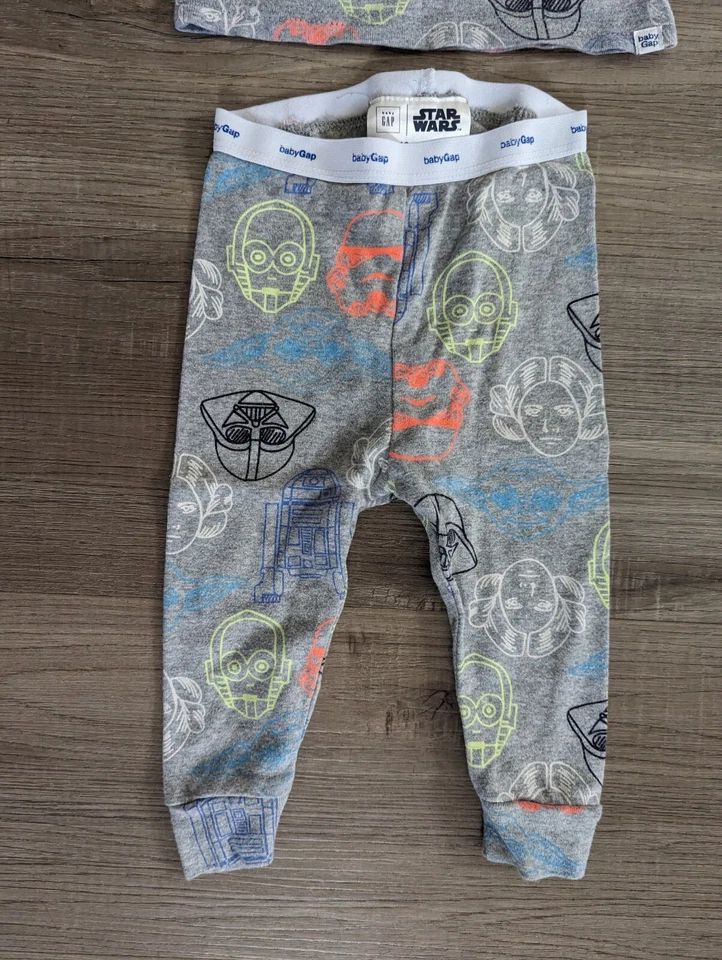 GAP Star Wars PJ Set Boys Size 6-12 Months Gray w/ Print Long Sleeve Classic! - Imagem 3 de 4