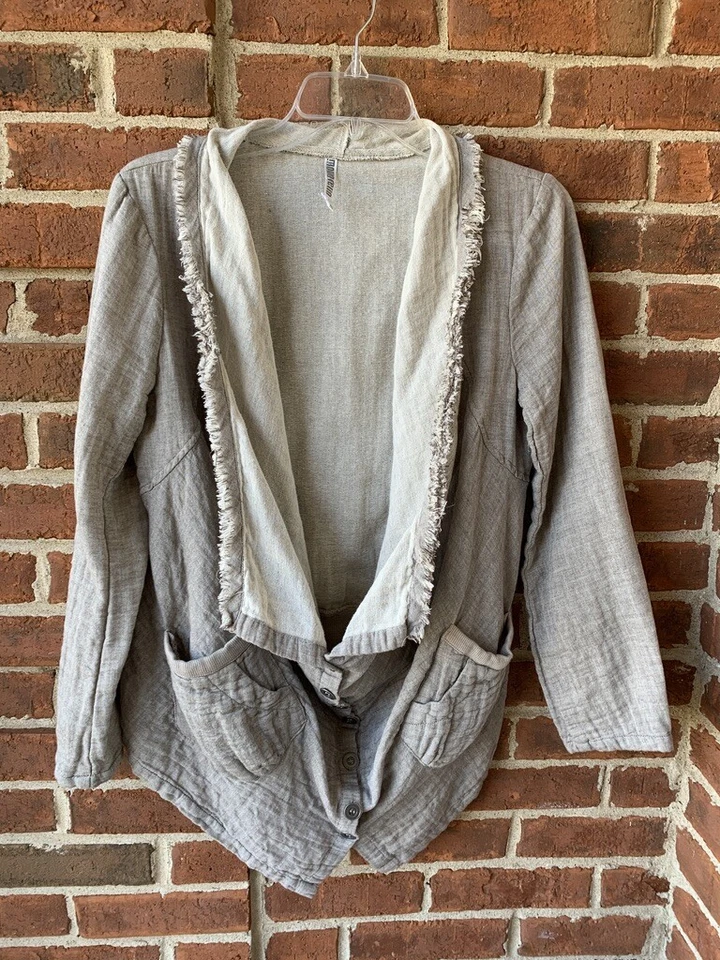 Monoreno Women's Shirt Top Taupe Wrap Jacket Frayed Edge Buttons Gauzy Look Sz M - Image 4 of 4