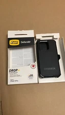 OtterBox Apple iPhone 15 Pro Defender Series Case BLACK includes holster clip