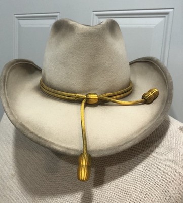 White Western Cowboy Hat with Gold Band Emblem TC Hats - 10X Open Crown Hat - White - Gomez Western Wear main image 3