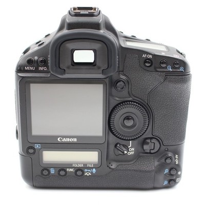 夏休み⭐︎Canon EOS-1Ds Mark III トランスミッター 付！ 夏休み⭐︎Canon EOS-1Ds Mark III トランスミッター 付！ 夏休み