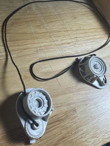 1985 GI JOE USS FLAGG PARTS: Arrestor cable W/Bases