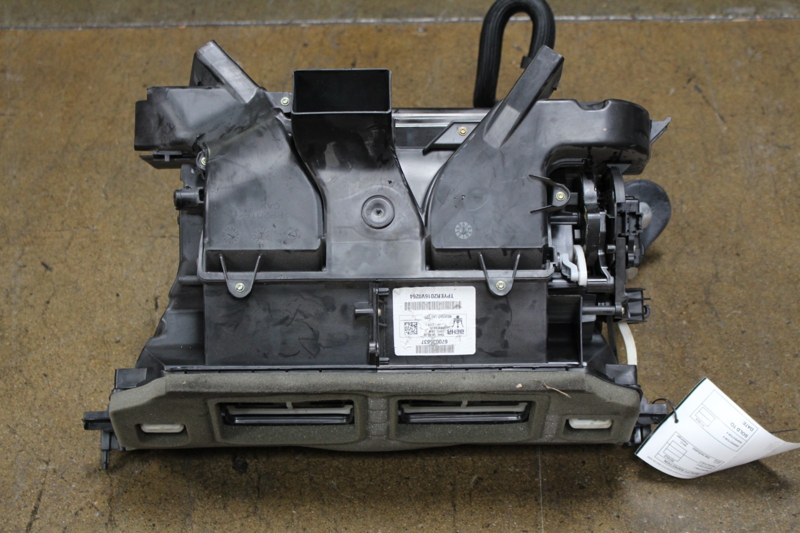 Maserati Ghibli, AC Evaporator, Used, P/N 670036837