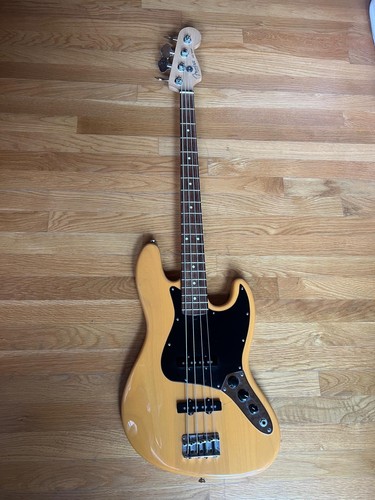 Fender Jazz Bass Made in USA (Please Read, Truss Rod Issue)